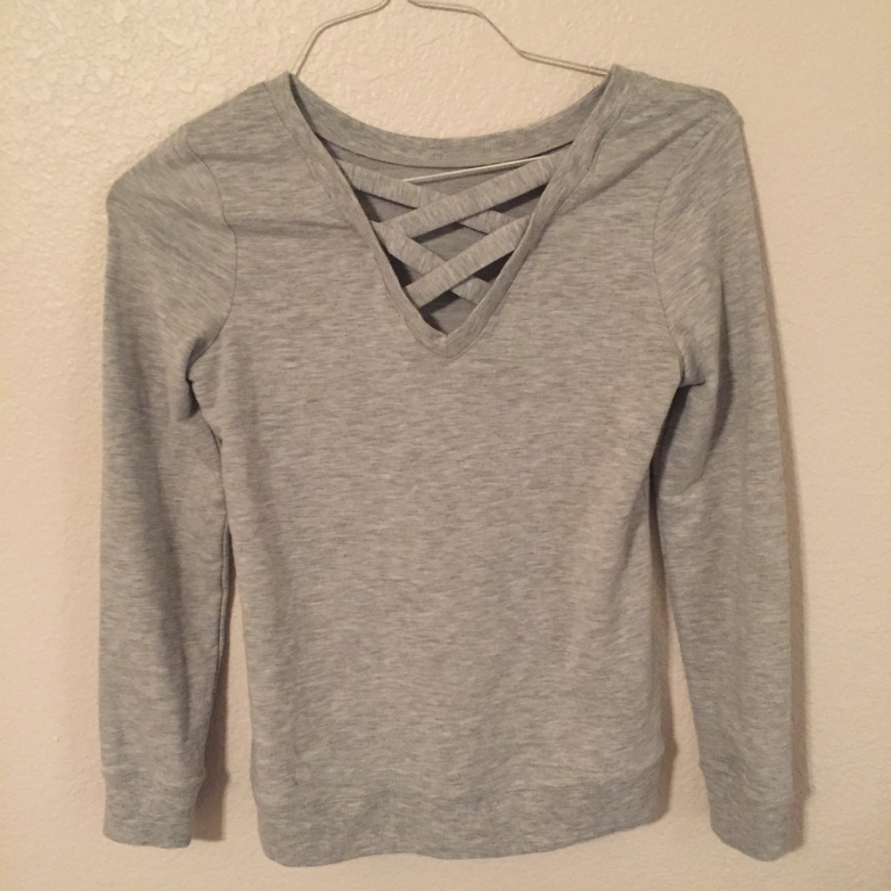 •Grey Athletic Comfy Long Sleeve Top•
